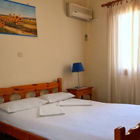 Seaview Self Catering Apartment - Helen No 1 Xiropigado Esterno foto