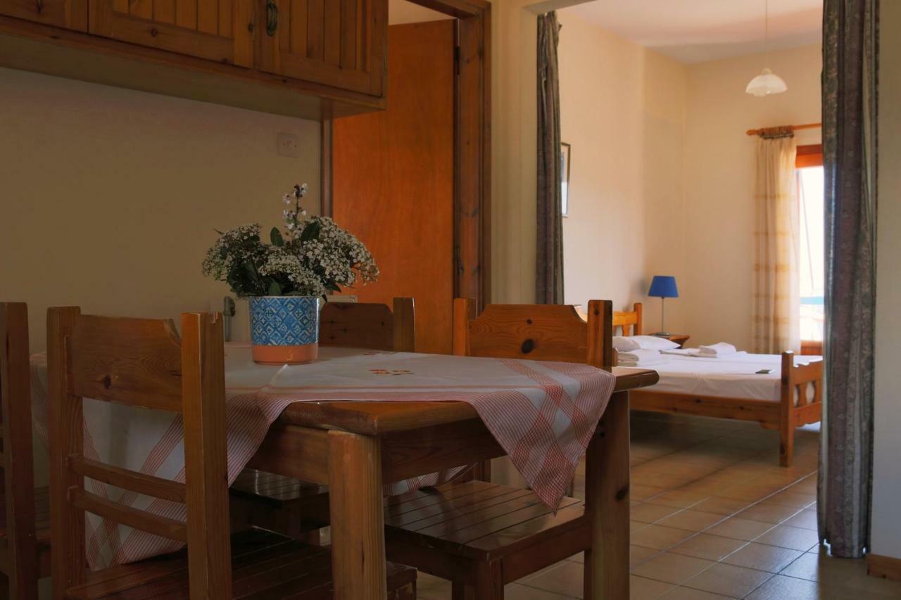 Seaview Self Catering Apartment - Helen No 1 Xiropigado Esterno foto